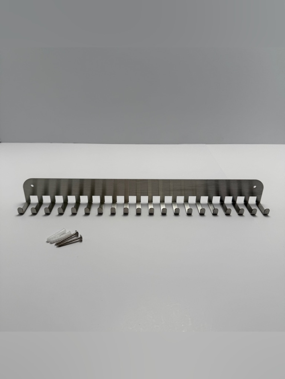 Stainless Steel Wall-Mounted Key and Accessory Rack - Silver